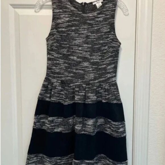 Bar III Black & White Tweed Look Sleeveless Dress - Size Medium - EUC - Picture 4 of 11